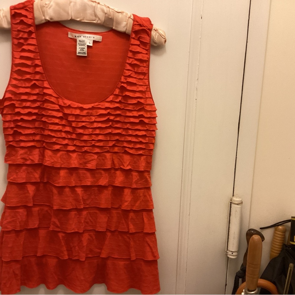 Georgeous spring summer top!